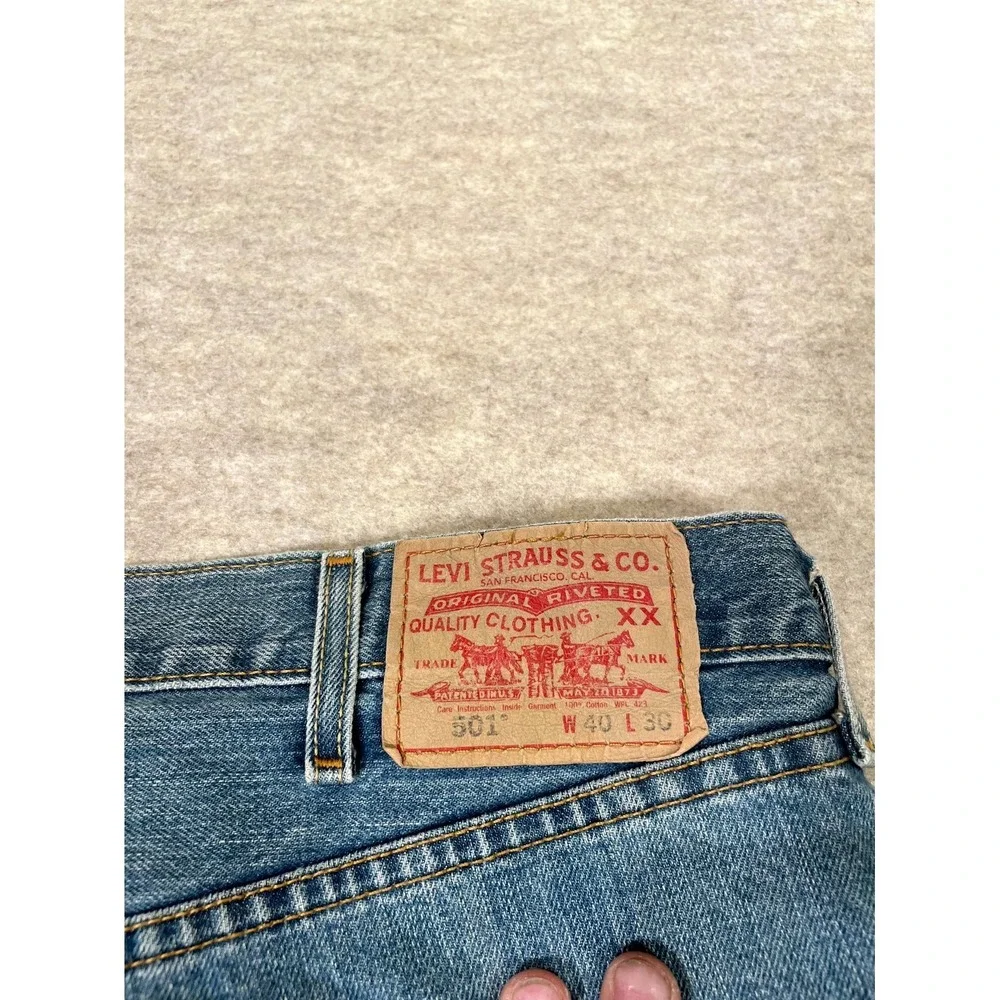 Levis 501 Original Fit Jeans Mens 40x30 Blue Denim Cotton High Rise Straight Leg
